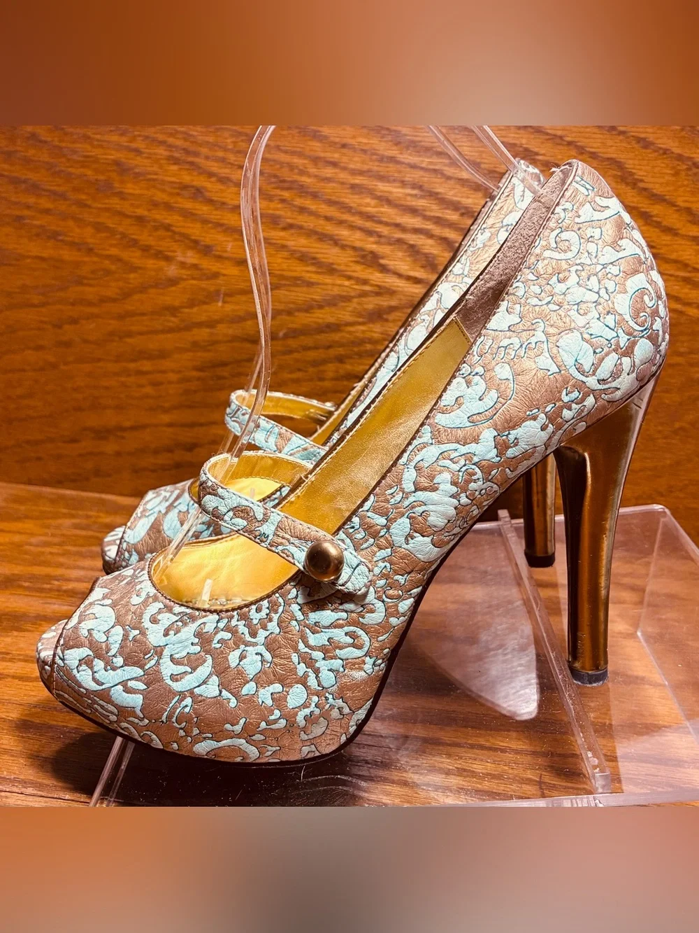 Y2K Vintage Hale Bob Embossed Leather Mary Jane Platform Heels Aqua Bronze Sz 8